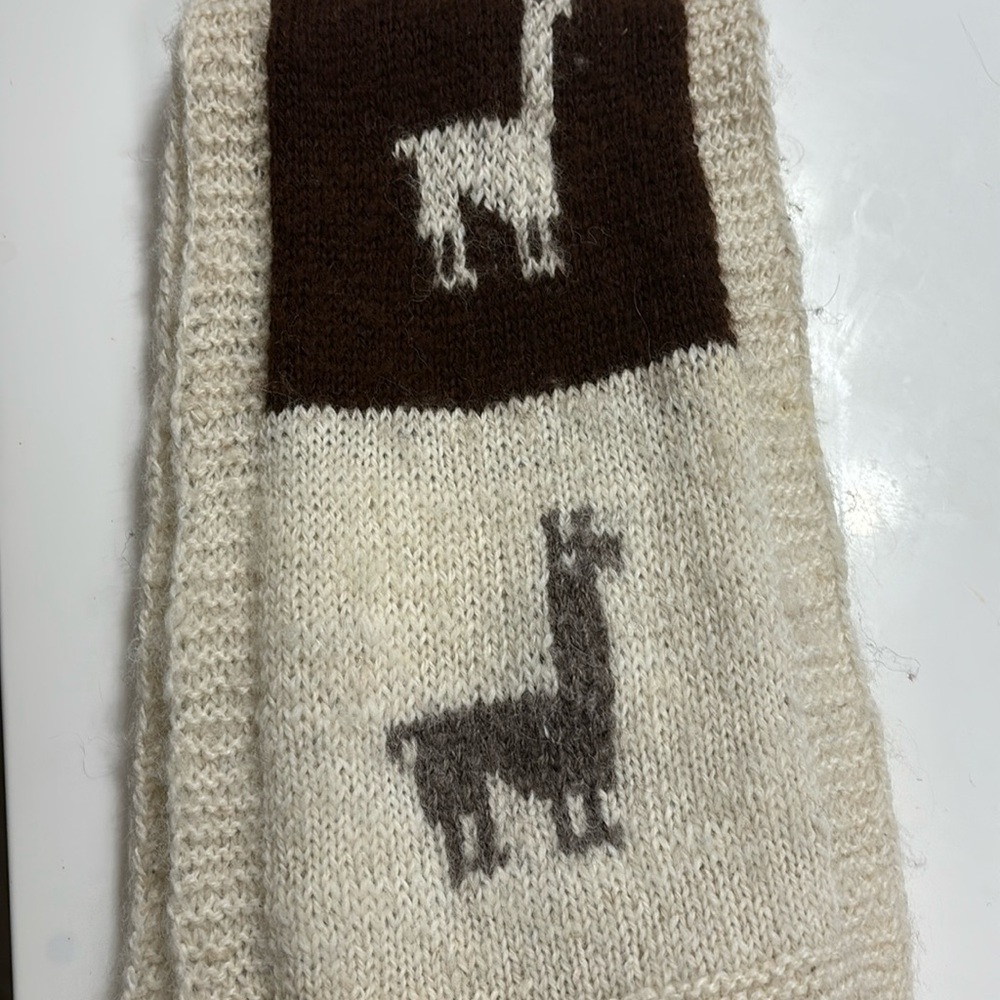 Handmade Peruvian Alpaca Scarf soft size 7”x70 inches with fringes